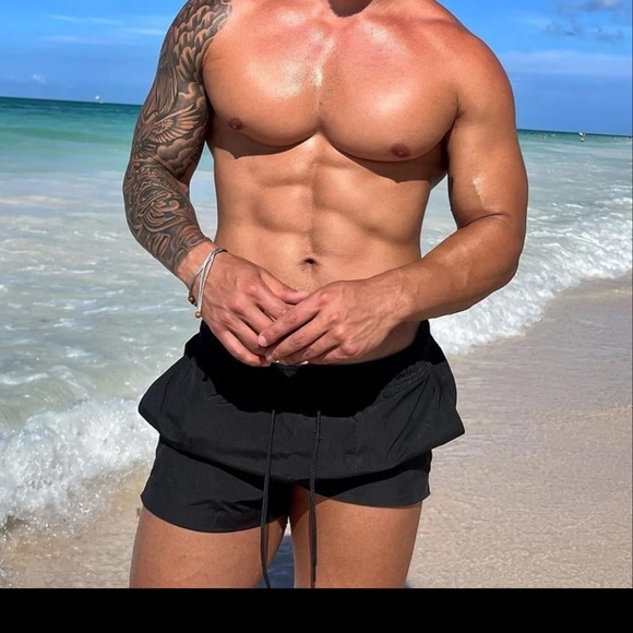 Montez Volley Swim Trunk - Picture 2 of 4